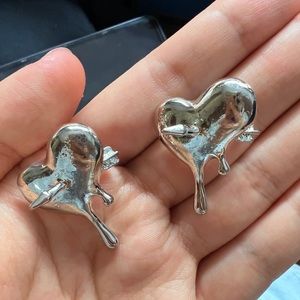 Y2k vintage Silver heart shaped earrings